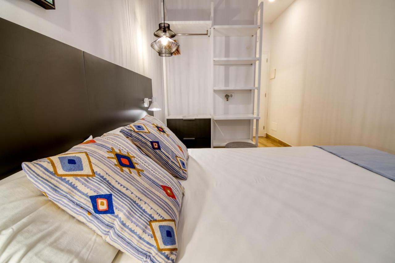 Hostal La Isla Mahon  Bagian luar foto