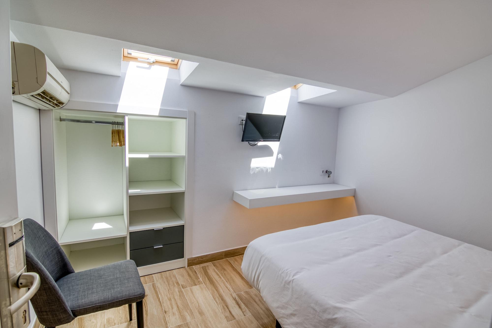 Hostal La Isla Mahon  Bagian luar foto